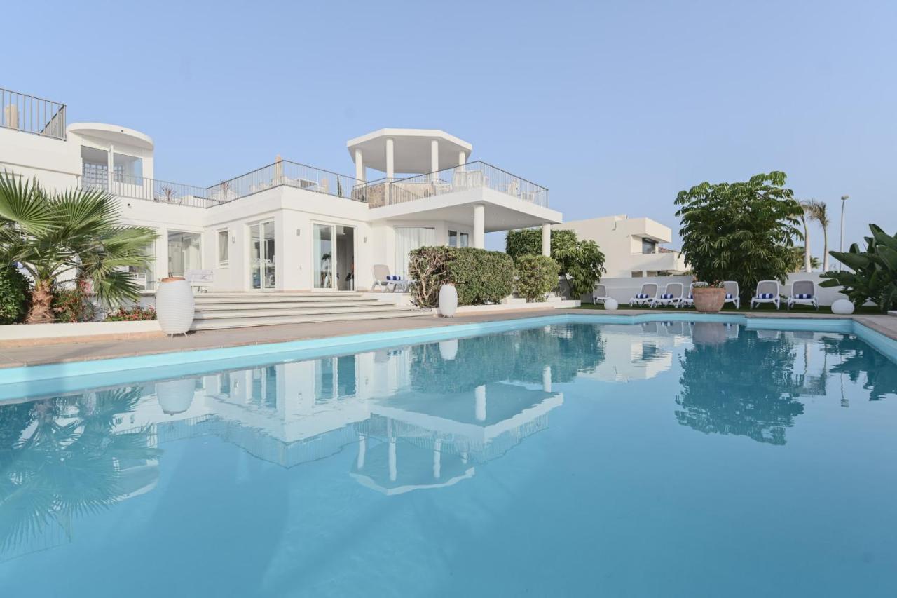 Villa Boutique Tenerife Адехе Екстериор снимка
